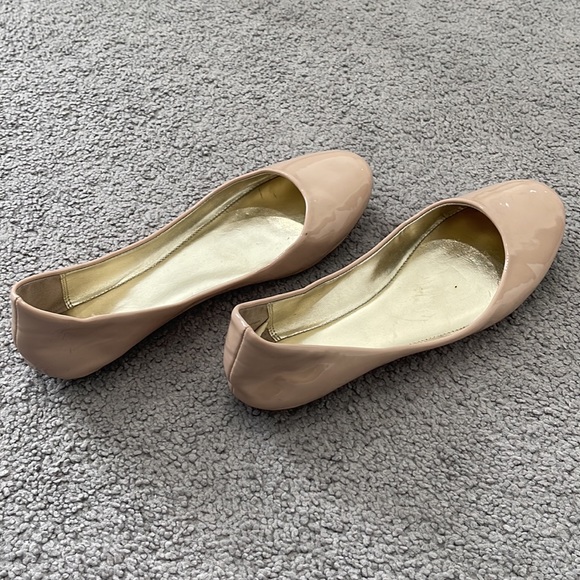 women’s tan flats size 8.5 - Picture 4 of 4